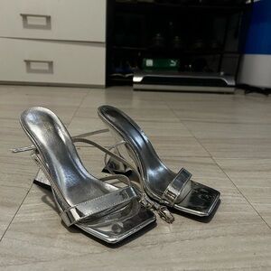 Metallic strappy heel